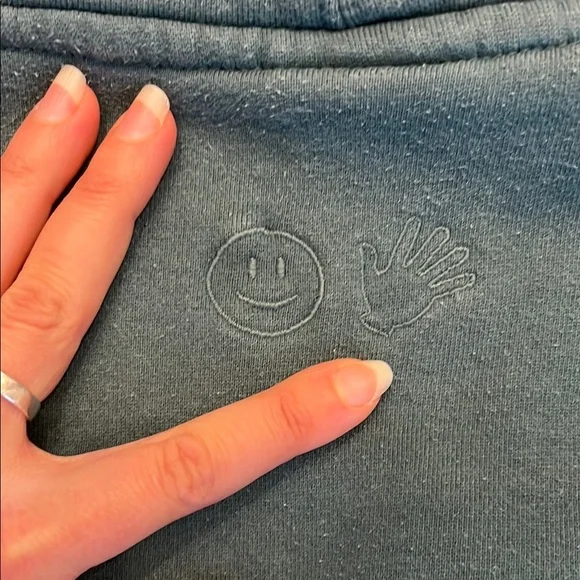 Glossier Green Pullover Sweater with Hood - Picture 4 of 5